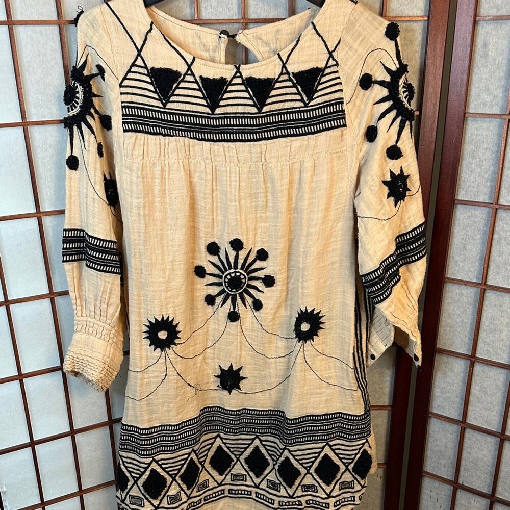 Free People Cream and Black Embroidered Tunic/dress black and cream XS